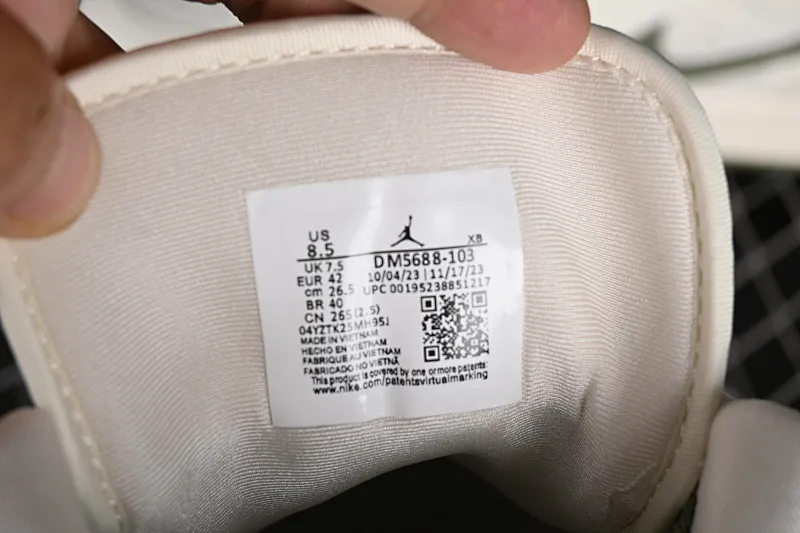 All categories Air Jordan Jordan series basketball shoes Air Jordan 1 Low High-end customized low-top sneakers Air Jordan 1 Low AJ1 Joe 1 Gucci joint-beige knitted High-end customized low-top retro basketball shoes DM5688-103